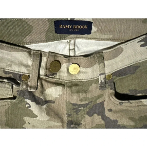NWT RAMY BROOK Size 24 Army Camo Denim Jeans Katie 8” Low Rise Double Button - Picture 10 of 10